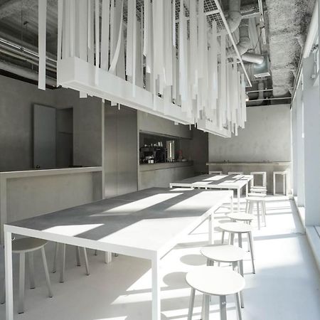 Book And Bed Tokyo Shinsaibashi Hostel Osaka Ngoại thất bức ảnh