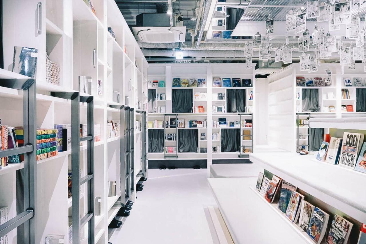 Book And Bed Tokyo Shinsaibashi Hostel Osaka Ngoại thất bức ảnh